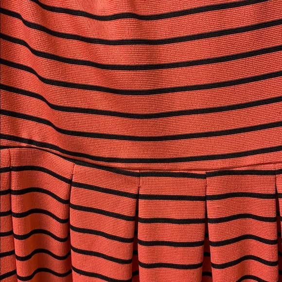 Comfortable summer dress - Picture 2 of 3